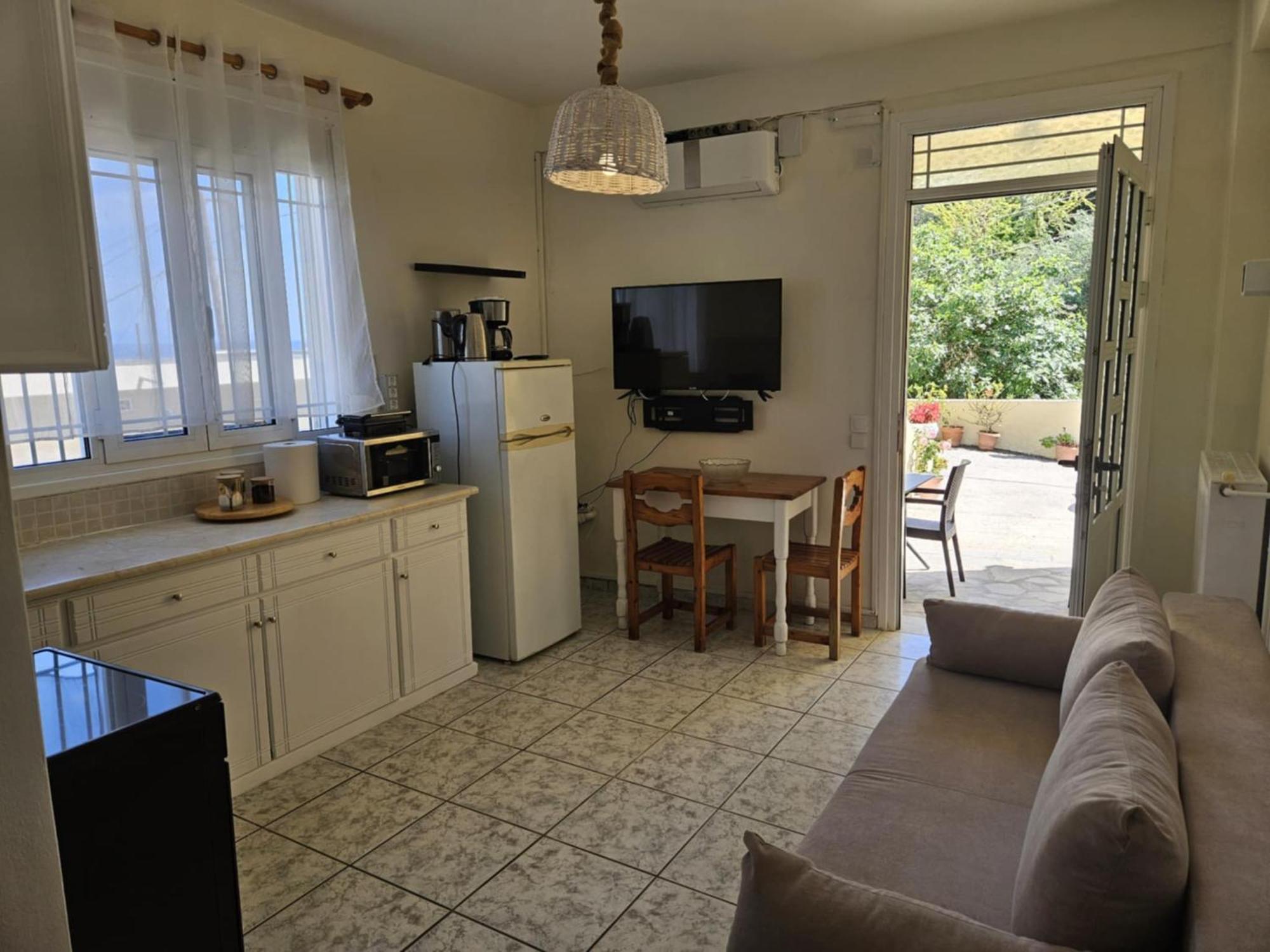 Apartments Margarita Kaizer Bridge Achilleion Exterior photo