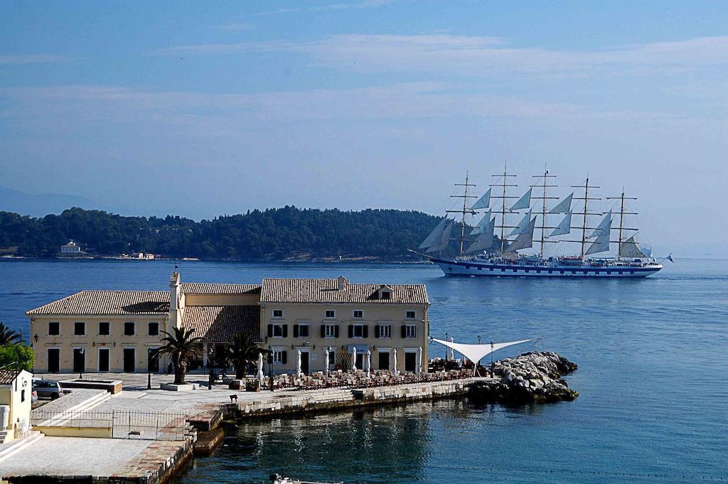 Apartments Margarita Kaizer Bridge Achilleion Exterior photo